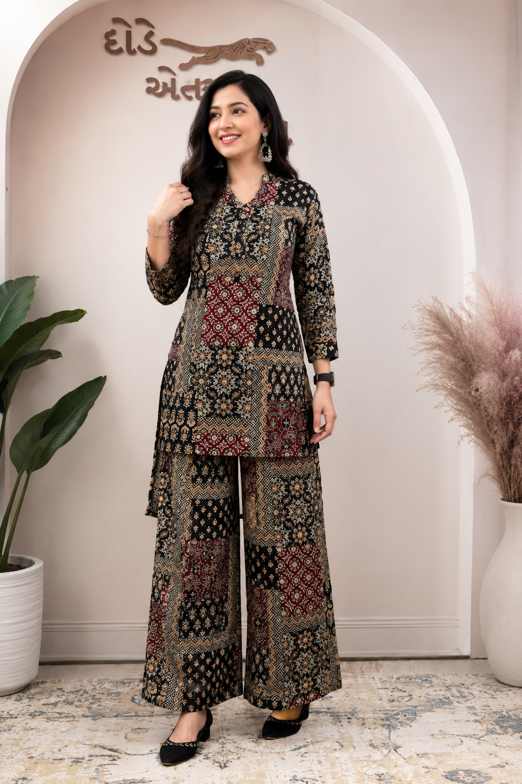 Black & Maroon Ethnic Printed Kurta Pant Co-Ord Set