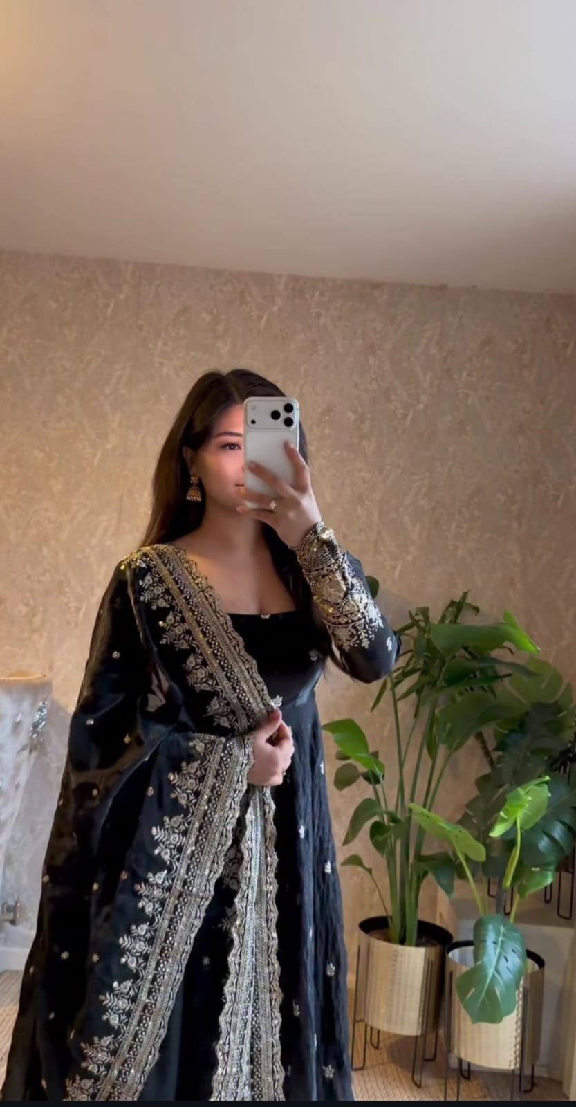 Noor-e-Siyah Black Embroidered Ethnic Suit Set with Dupatta