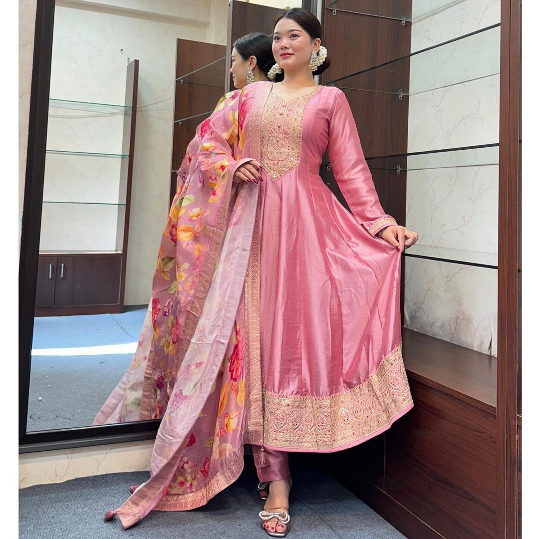 Beautiful Pink Anarkali Suit Set with Banarasi Dupatta