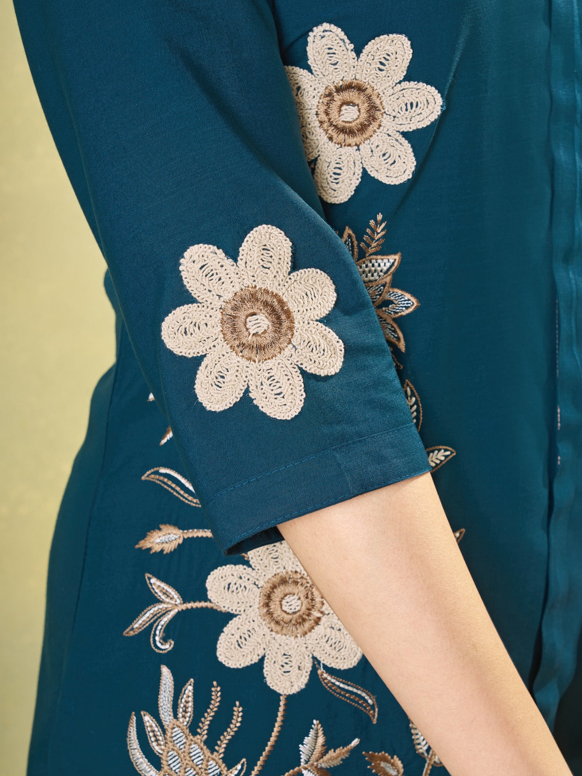 Teal Floral Embroidered V-Neck Kurta Pant Set for Women